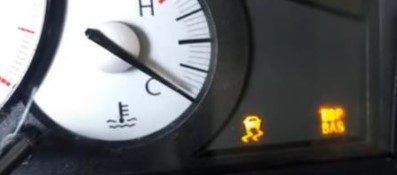 How to Fix the Chrysler Esp Bas Warning Light