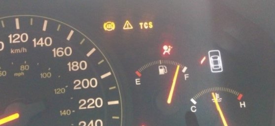 2006 Honda Pilot Triangle Warning Light Reset What is the Honda Pilot Triangle Warning Light and what does it mean