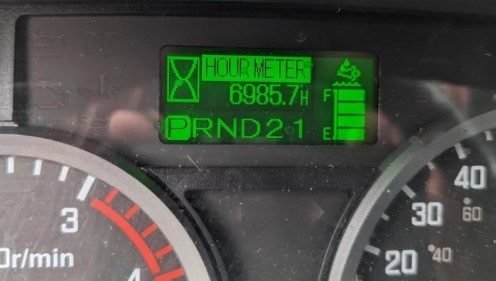 What does the Isuzu NPR Exhaust System Warning Light mean