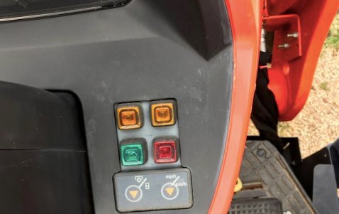 Kubota M7060 Warning Lights: What Do They Mean? Amber Warning Lights and Their Meanings